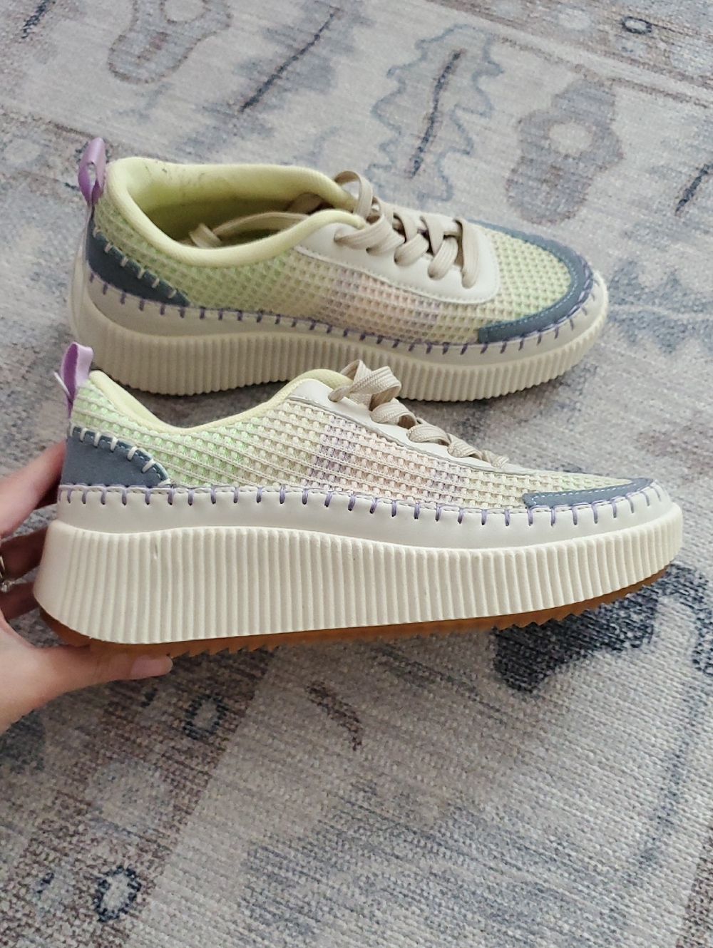 NWT Nicole Miller Brita Multi Color Pastel Woven Platform Sneakers Sz7